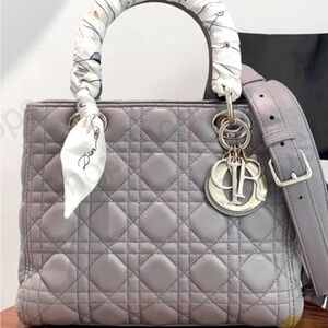 Excellent condition Lady Dior Medium Lambskin